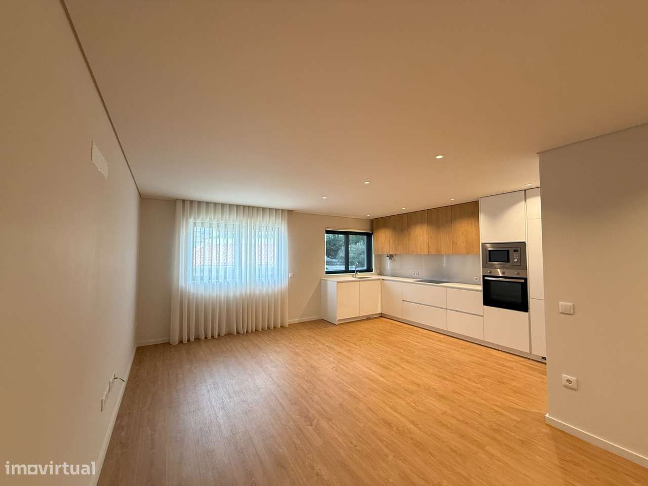 Arrenda-se T1 Novo – Urgezes, Guimarães - Grande imagem: 5/15