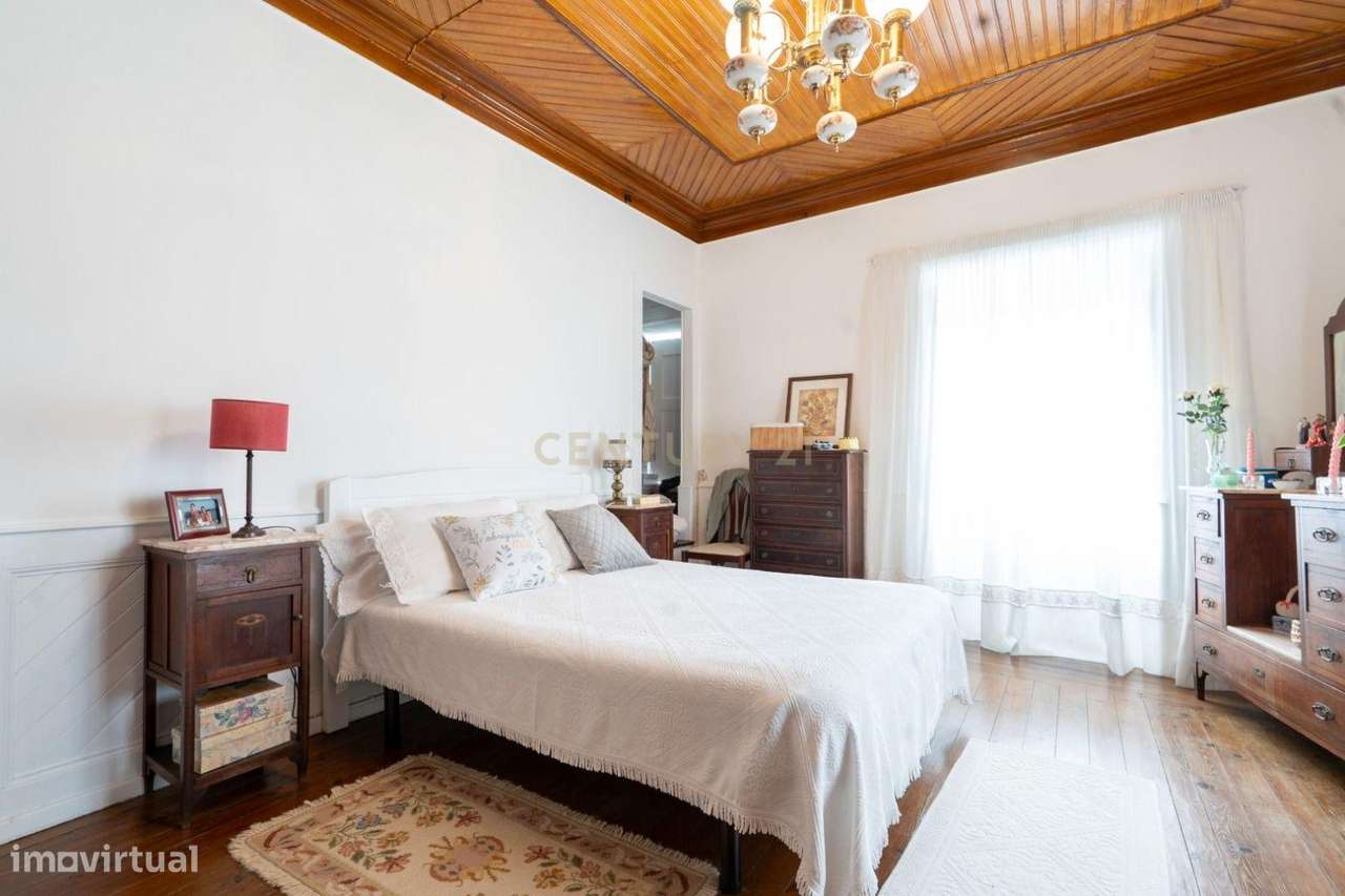 Fantástica Moradia em Serpins-7