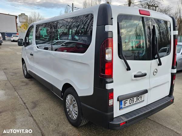 Opel Vivaro - 8