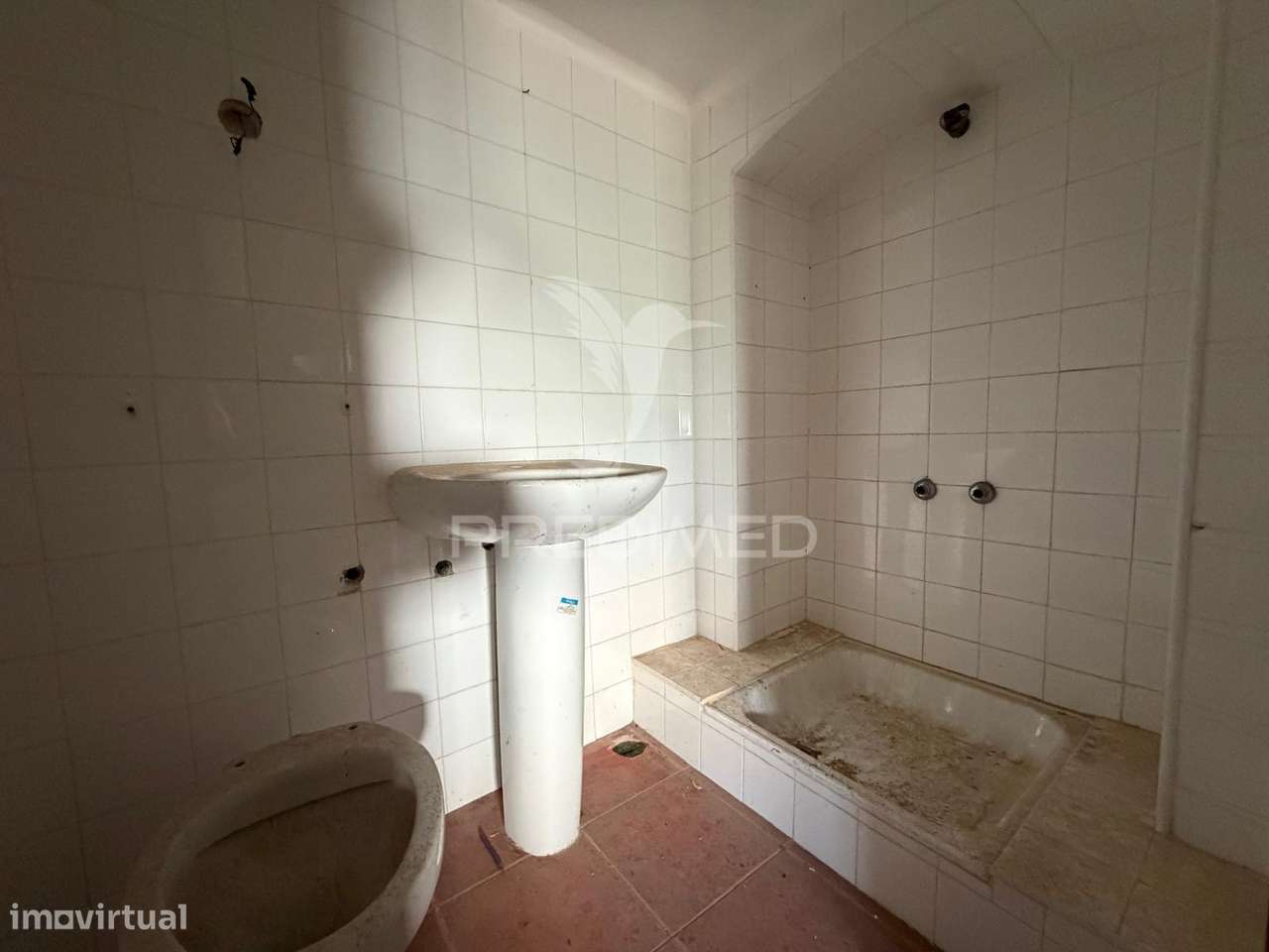 Moradia para Recuperação com Elevado Potencial de Rentabilidade no...-12