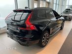 Volvo XC 60 B4 D AWD Plus Dark - 2