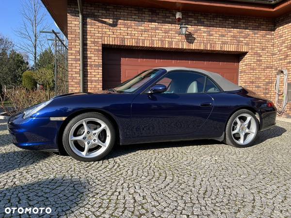 Porsche 911 Carrera Cabrio - 5