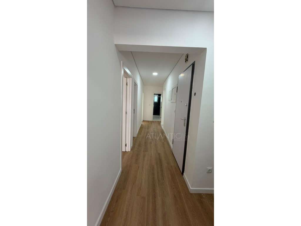 Apartamento T3 Queluz-1