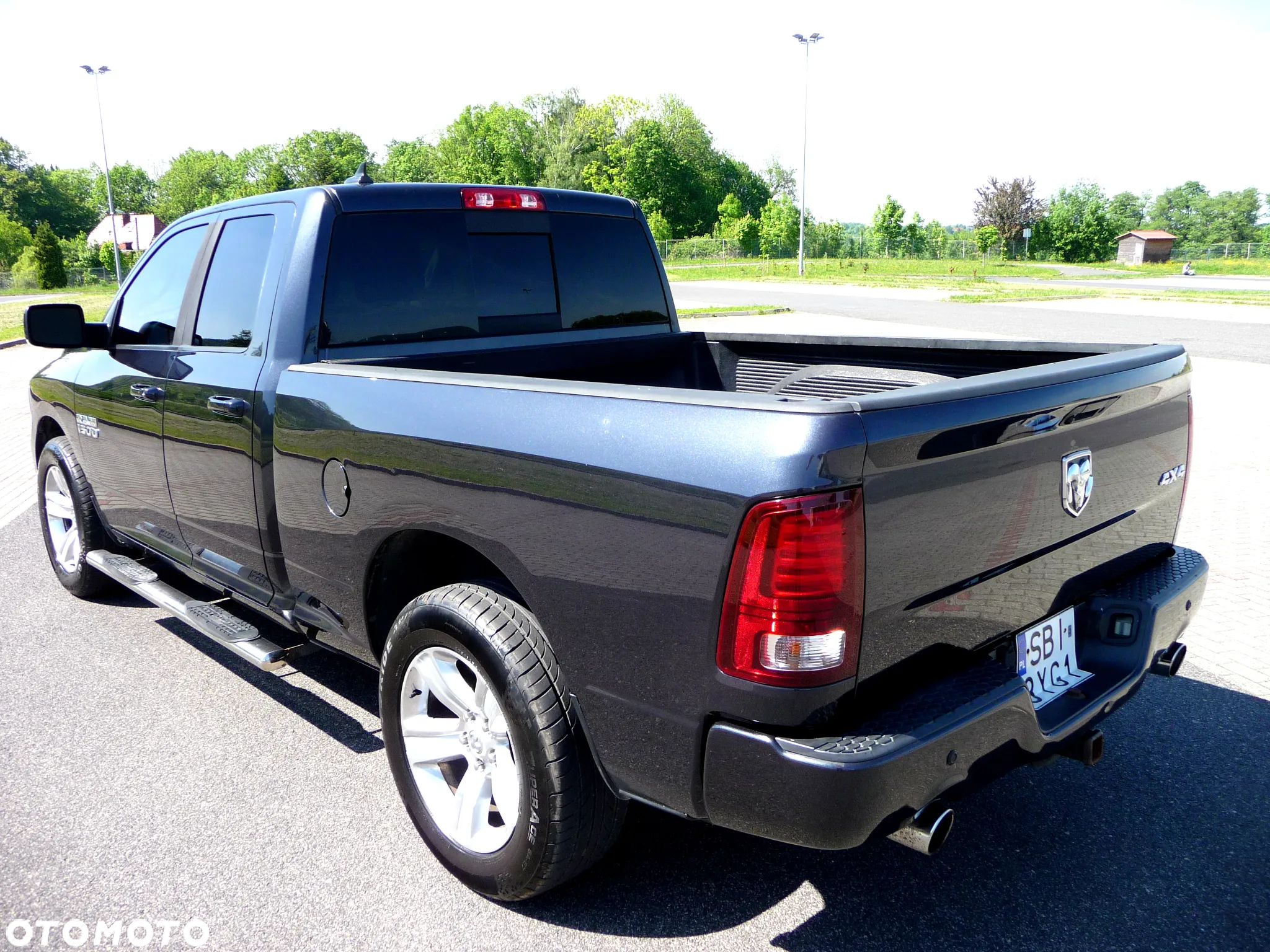 Dodge RAM 1500 5.7 4x4 - 23