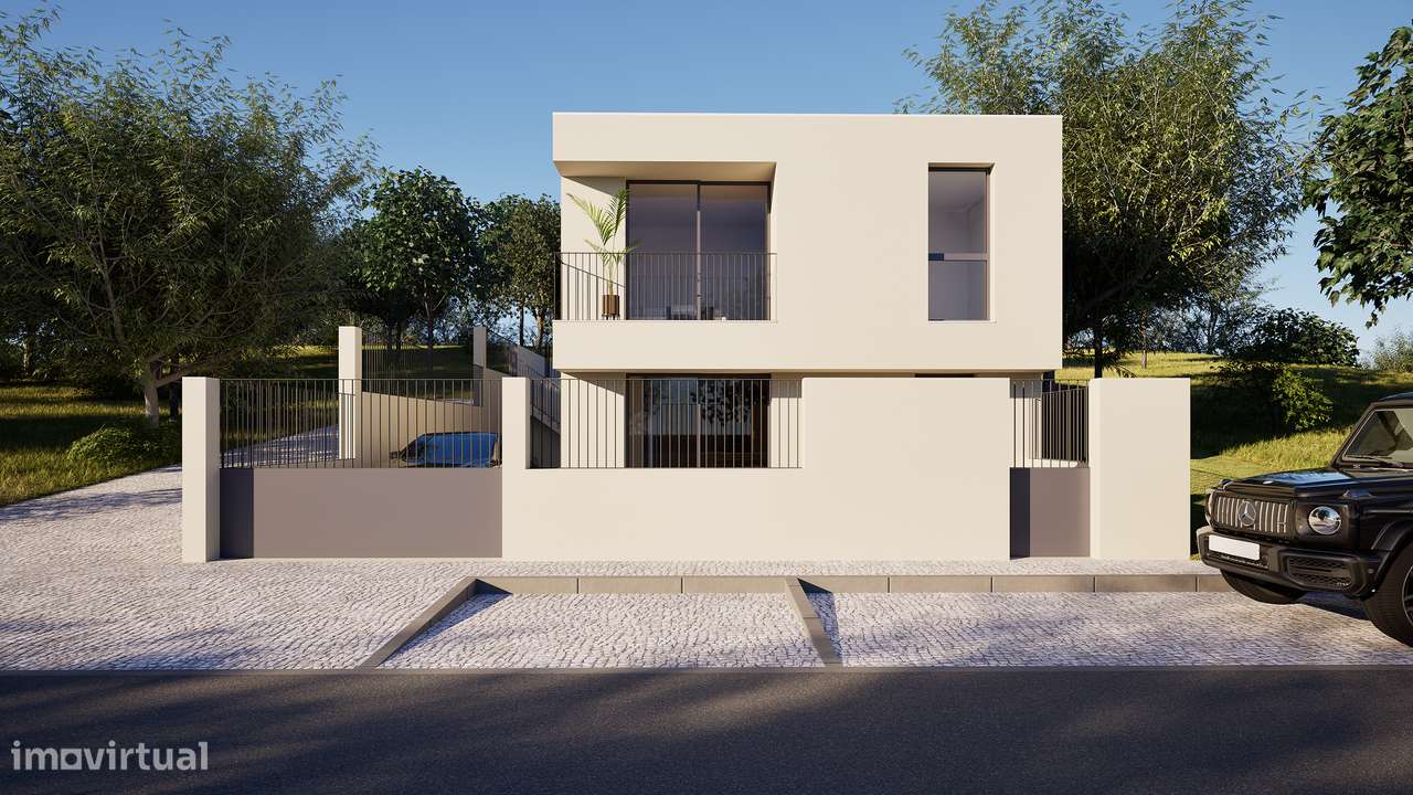 Terreno com Projeto Aprovado | Moradia Unifamiliar V3 - Grande imagem: 2/14