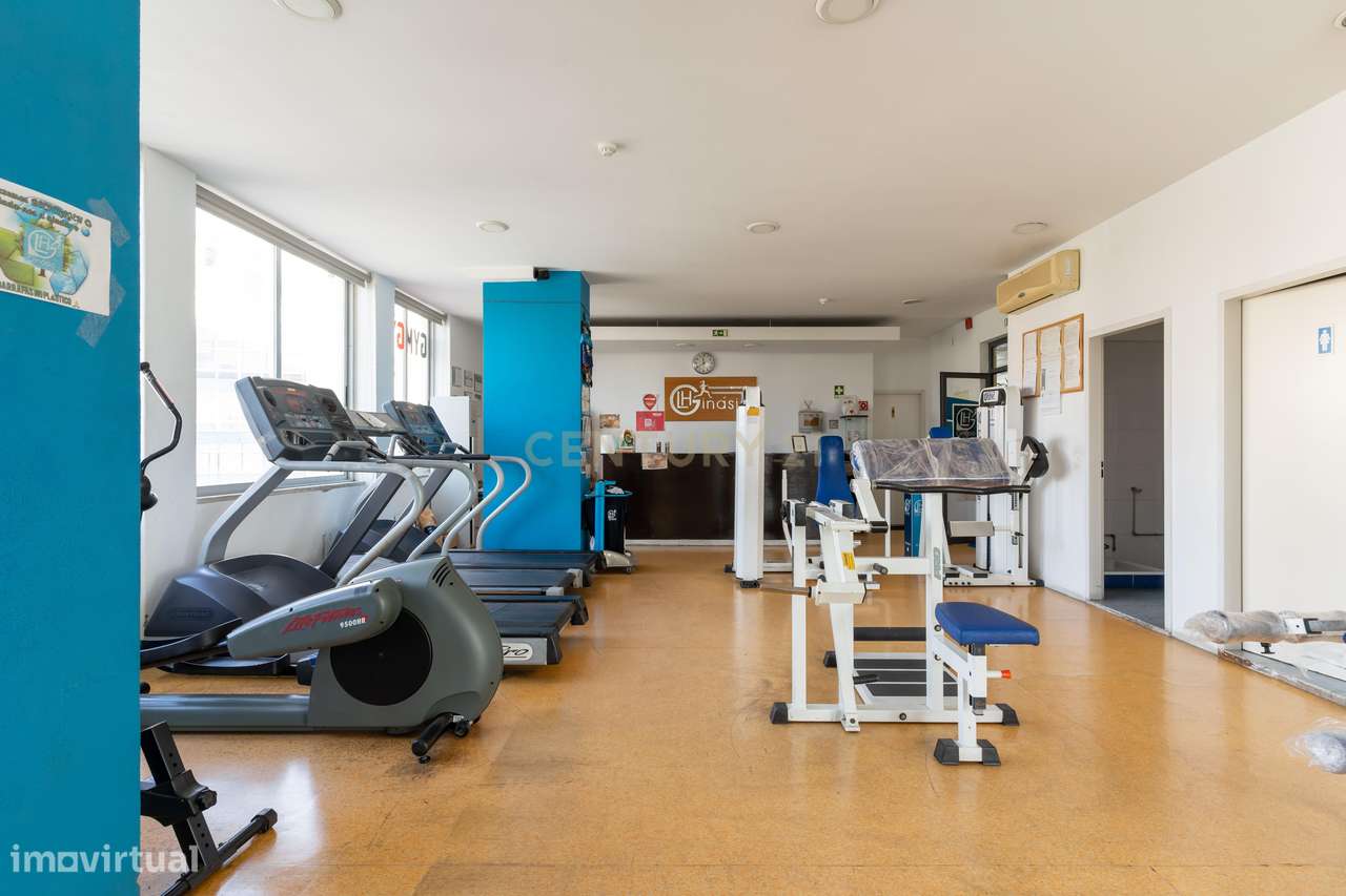 Loja no Centro Comercial da Amora - Grande imagem: 5/16