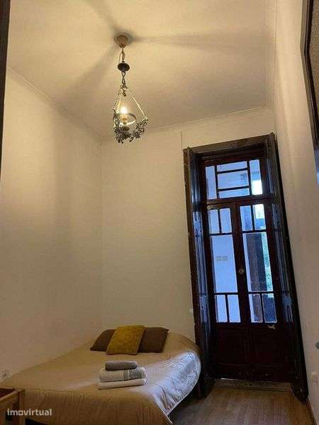 Arrenda-se Apartamento T2 com Jardim – Baixa do Porto - Grande imagem: 4/10