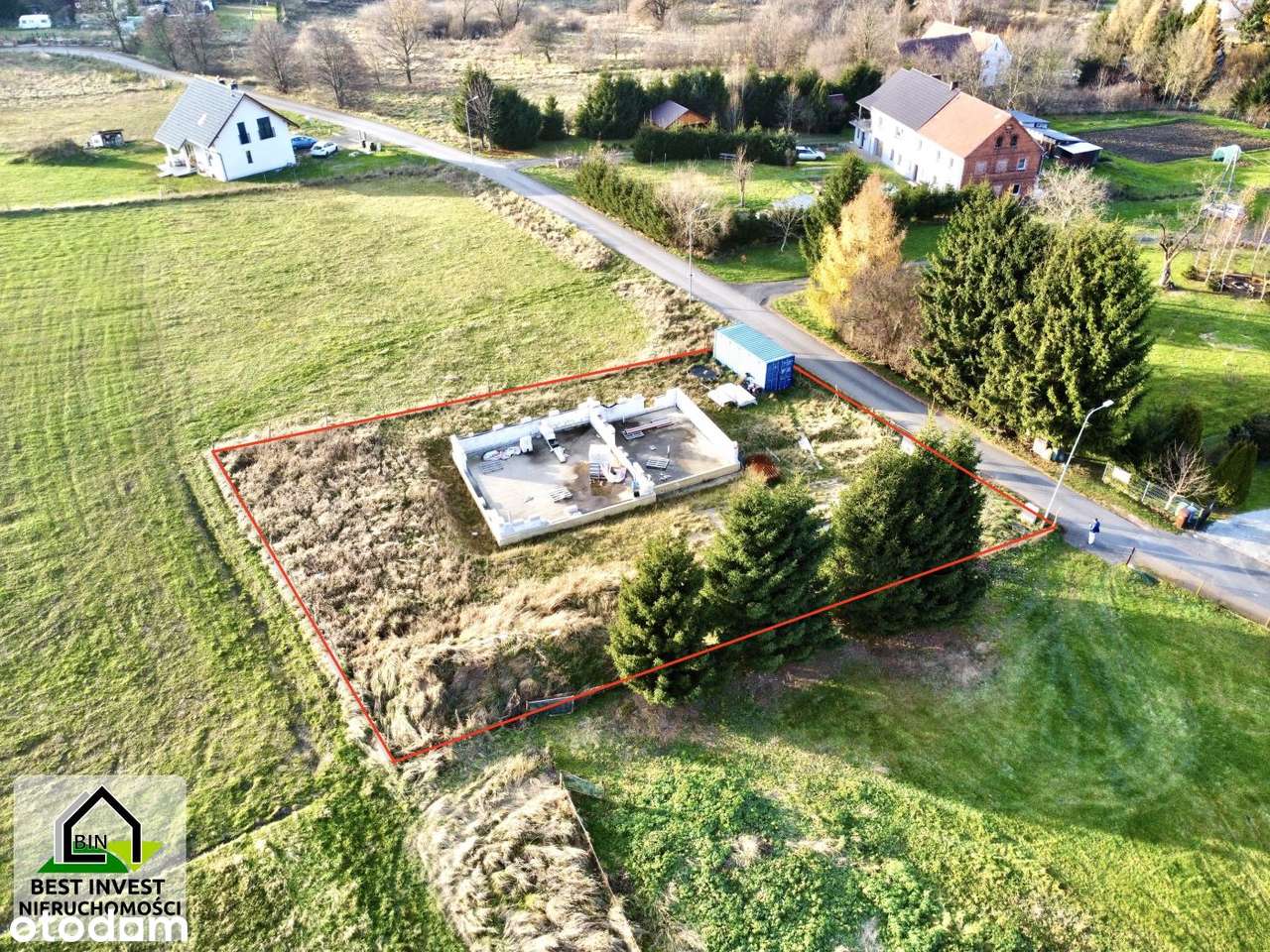 Działka z rozpoczętą budową domu dla rodziny-7