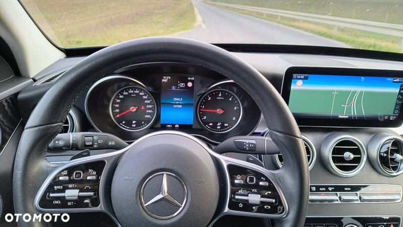 Mercedes-Benz Klasa C 220 d 4Matic T 9G-TRONIC Avantgarde - 19