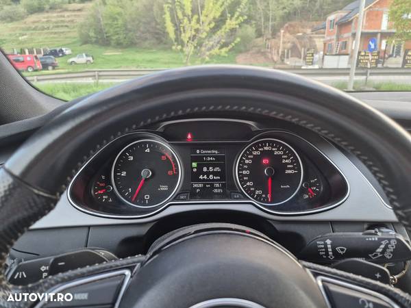 Audi A4 Avant 3.0 TDI quattro Stronic - 4