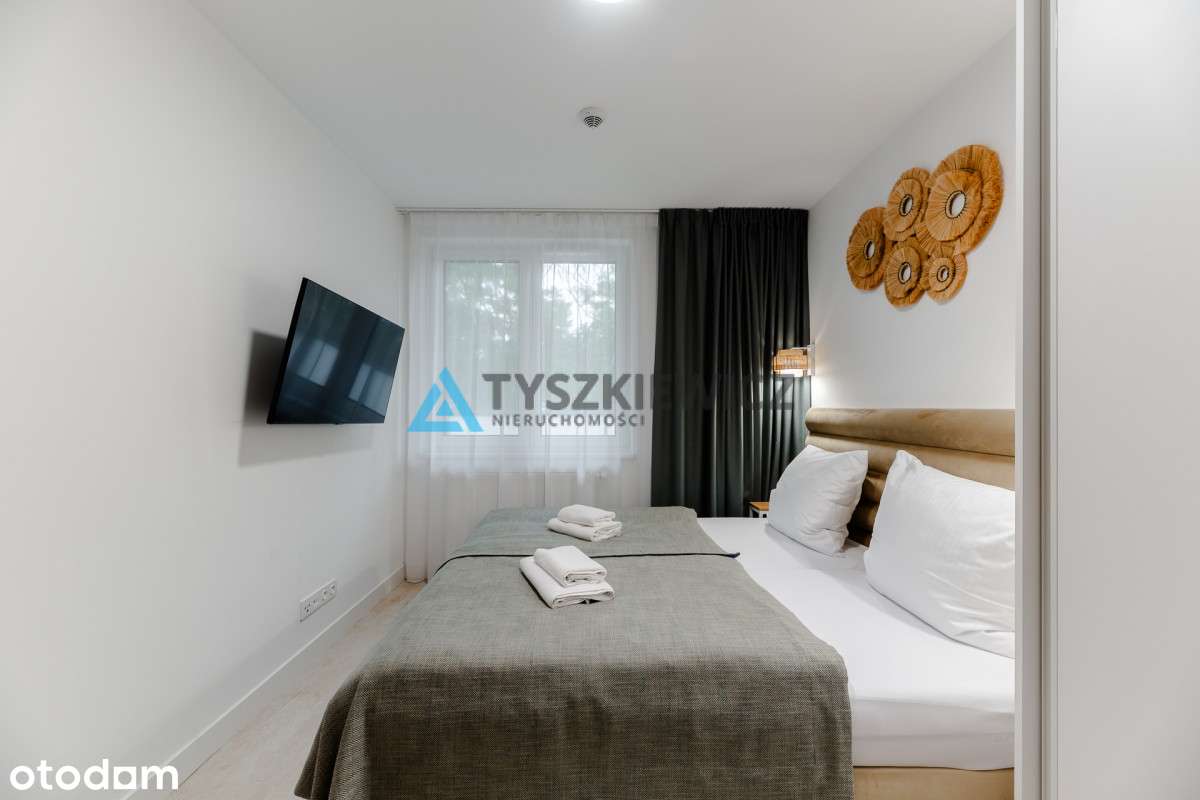 Penthouse z widokiem na morze i tarasami-9