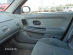 Renault Laguna 1.6 Concorde - 12