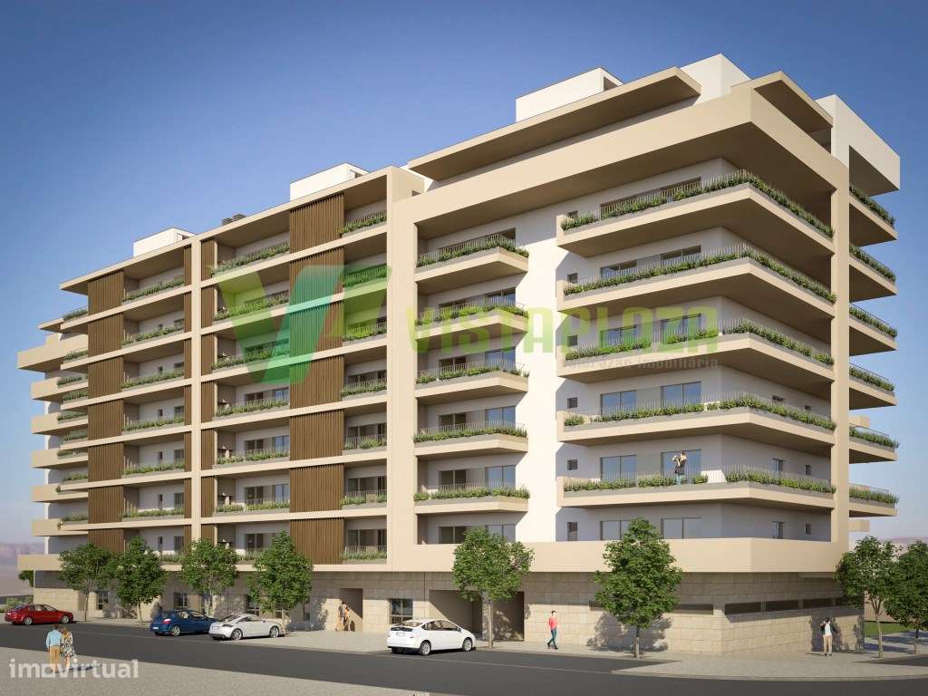 Apartamento T2 novo com garagem no centro de Portimão - Grande imagem: 2/23