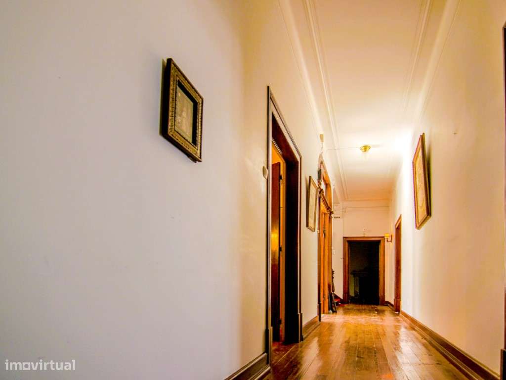 Casa do Princípio Séc XX, Jardim, Investimento, centro de Estremoz - Grande imagem: 5/27