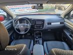 Mitsubishi Outlander 2.0 Intense + CVT - 17