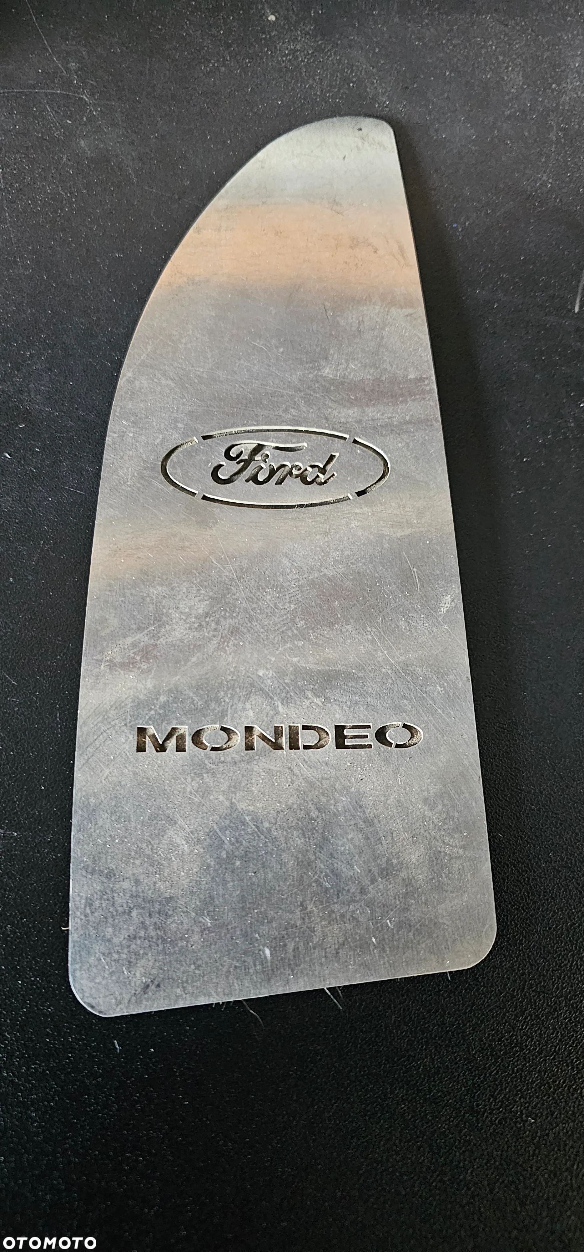 Podstopnica podnóżek Ford Mondeo - 1