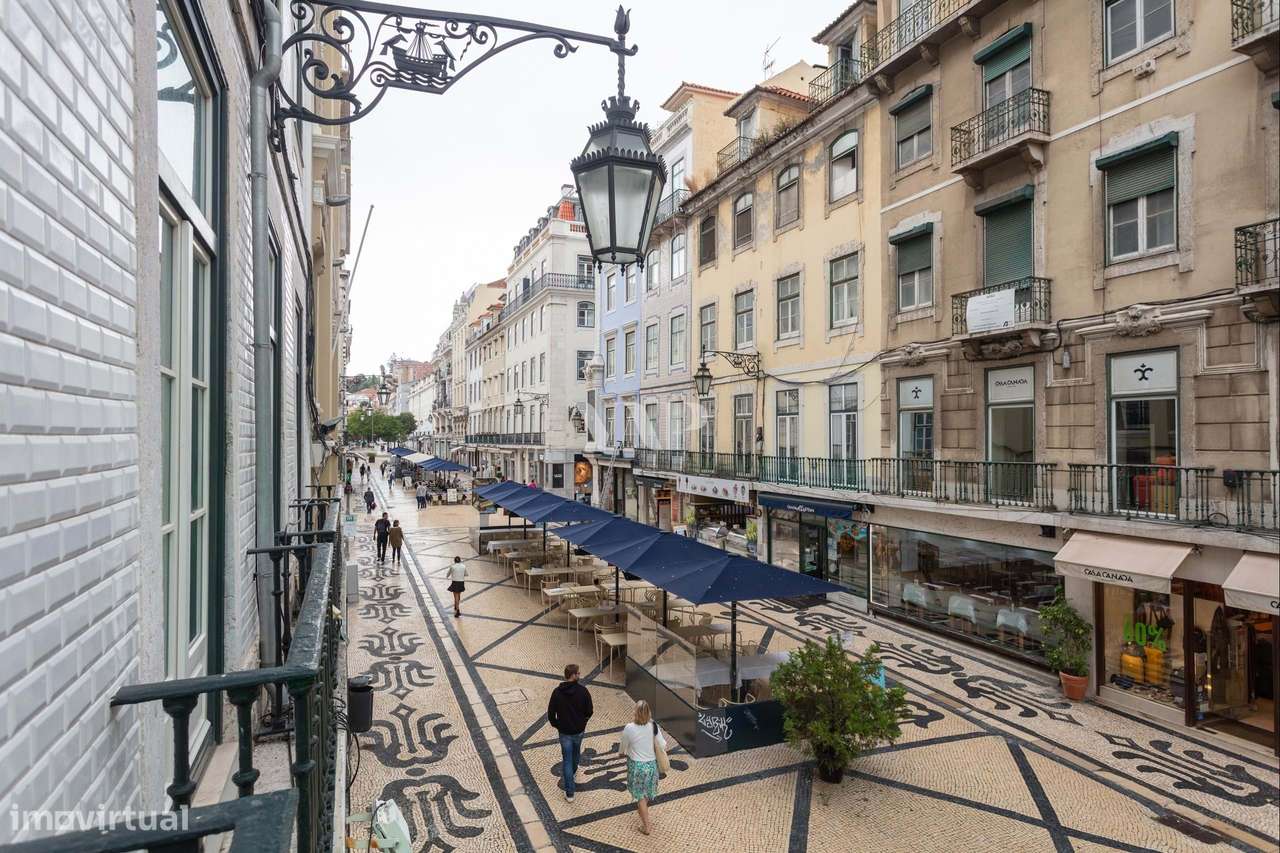 Apartamento T2 totalmente renovado e moderno em Lisboa - Grande imagem: 5/17