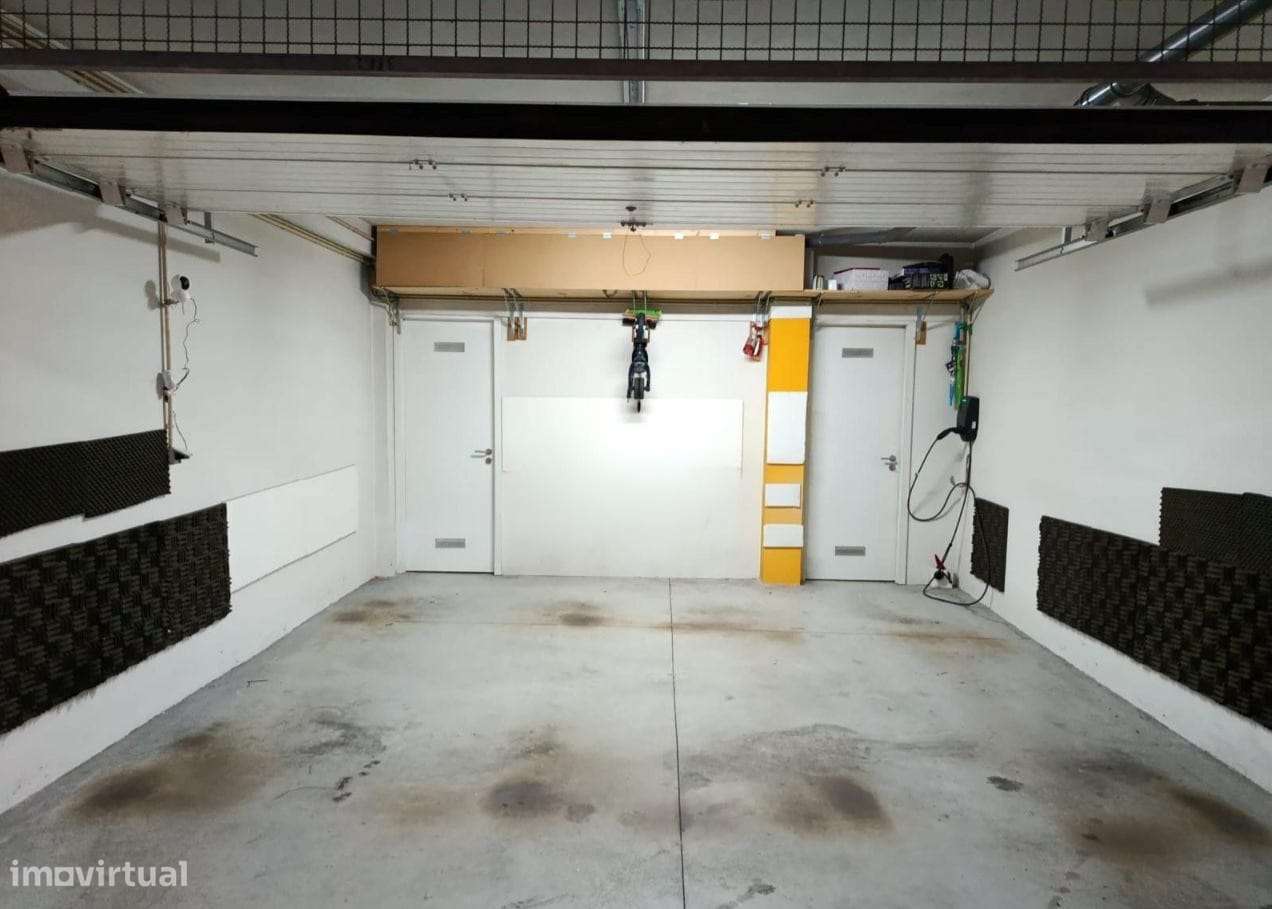 Apartamento T3 - Pedrouços, Maia - Garagem individual-9