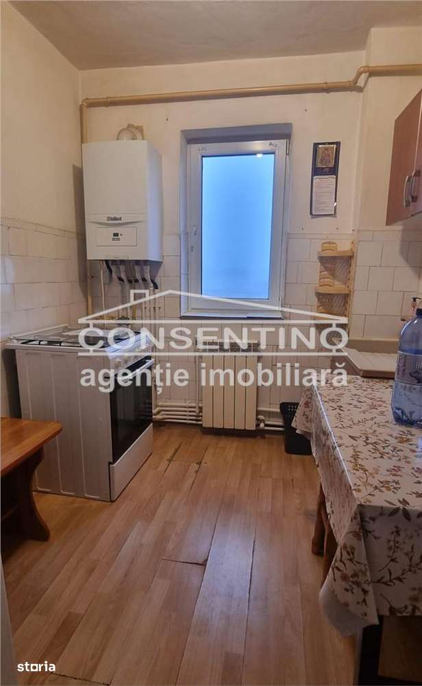 Se vinde imobil Crang -Balcescu , etaj 3 4-3