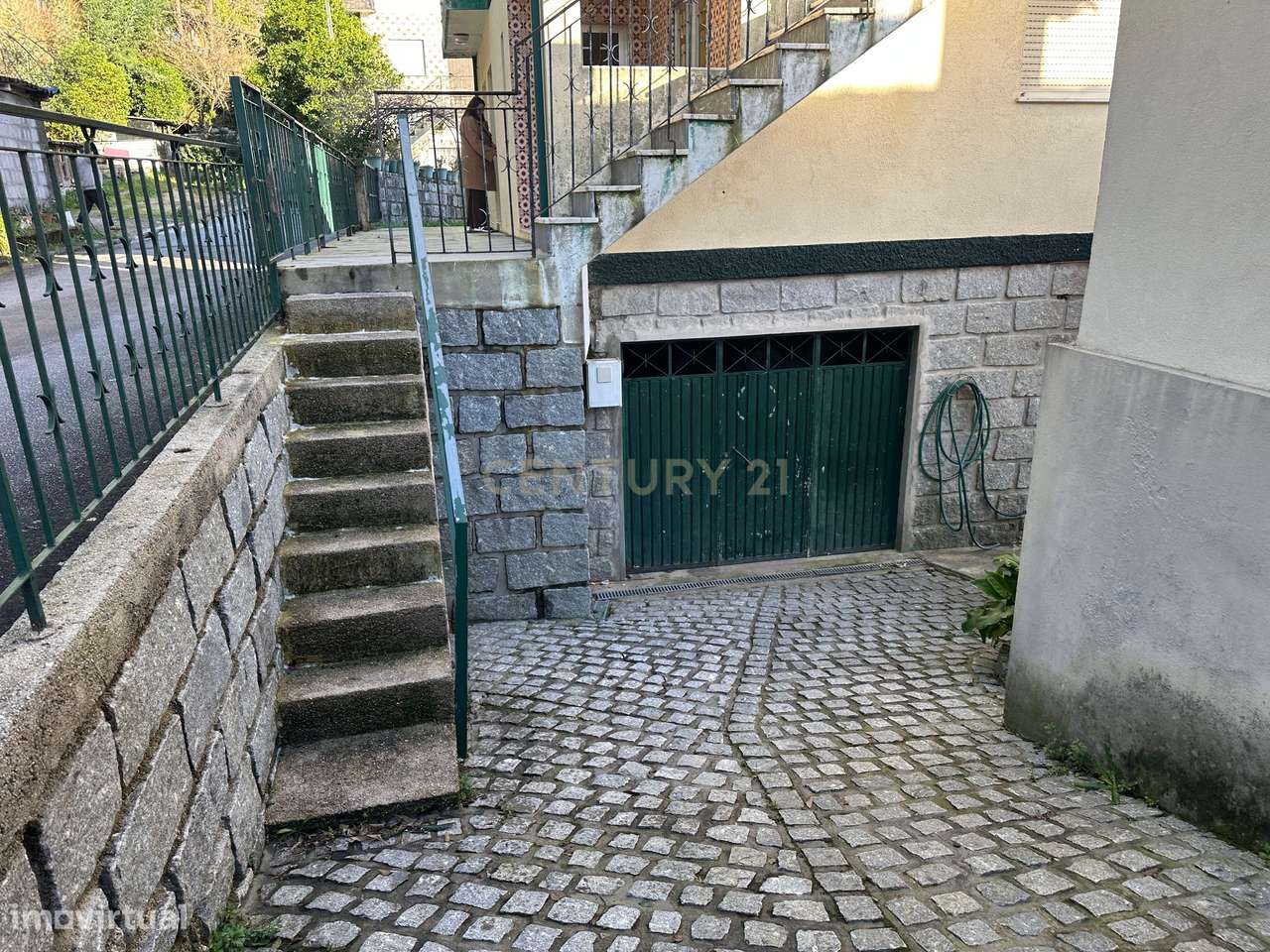 Propriedade única no geres , duas casas com acesso ao rio (No rio Cald-14