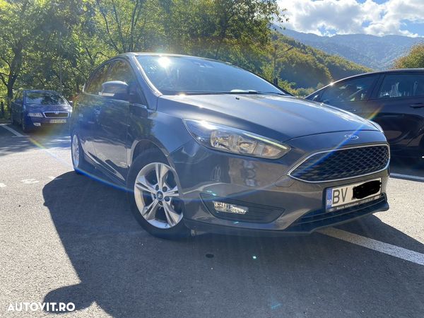 Ford Focus 1.5 TDCi Titanium - 1