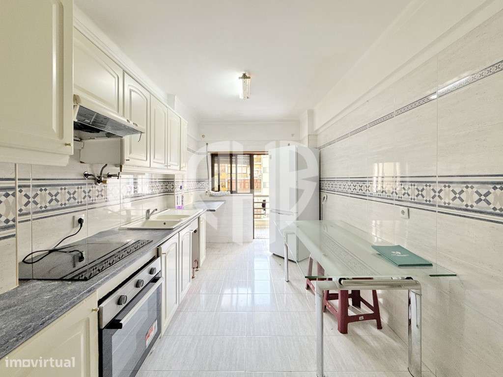 Apartamento T3 // Amora com Vista Rio!-4