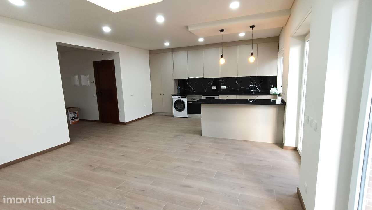 t4, transformado em T3, remodelado de raiz - Centro do Montijo-1