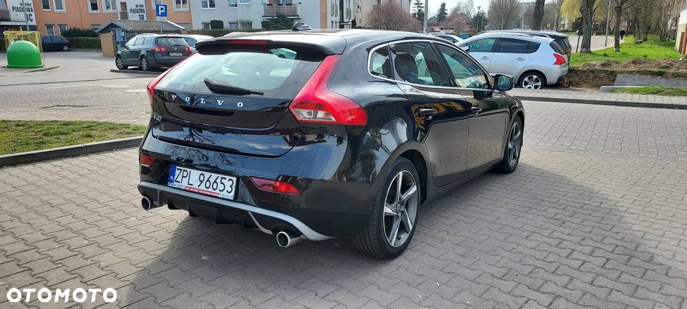 Volvo V40 D2 R-Design Momentum - 5