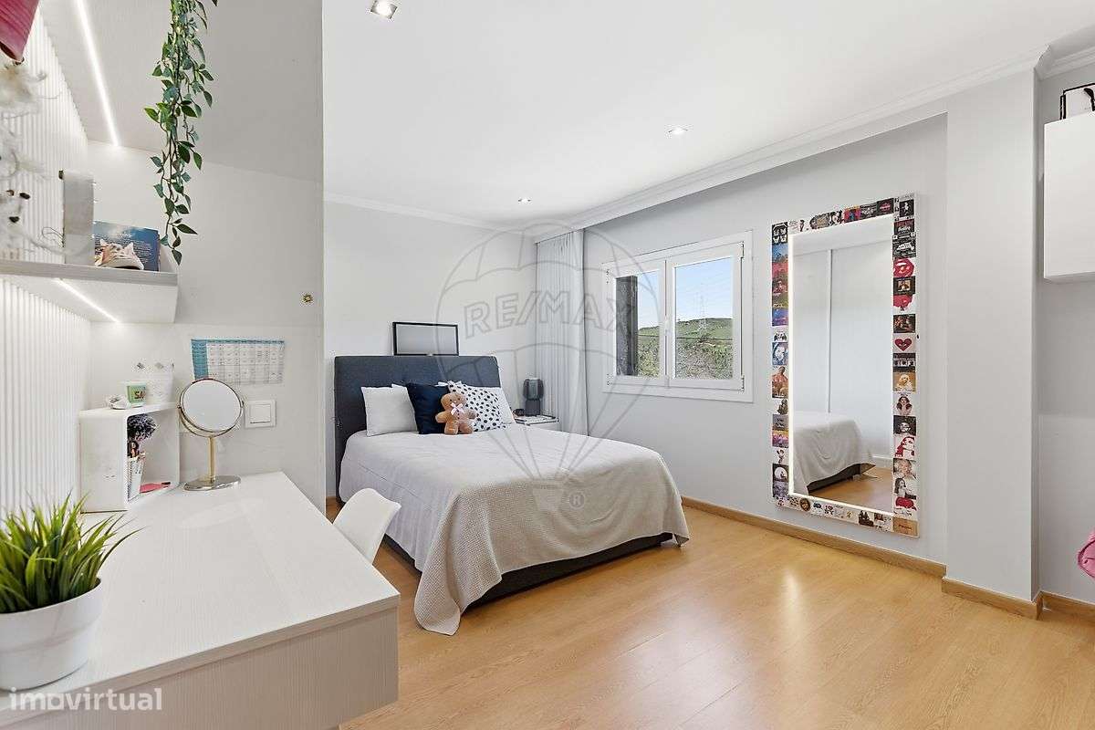 Moradia T4 para venda-30