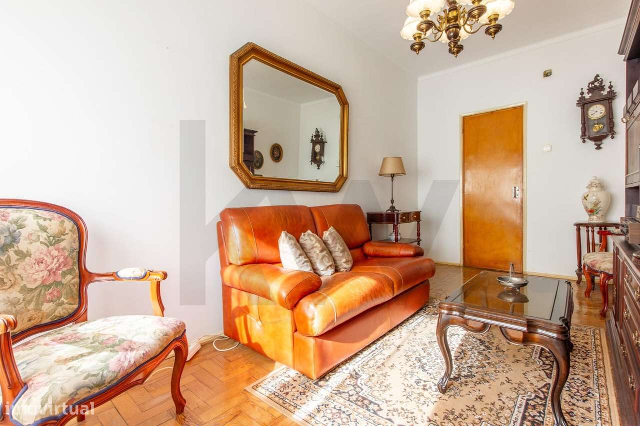 Apartamento T3 com 2 varandas junto ao Terminal dos Barcos do Barreiro-10