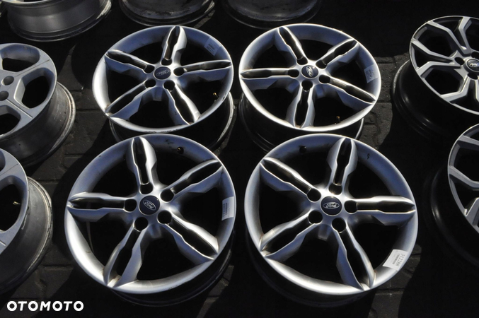 FORD FOCUS MK3 ST-LINE FELGI ALUMINIOWE 17 BORBET 5X108 7J ET50 PIASTA 63,3 - 1