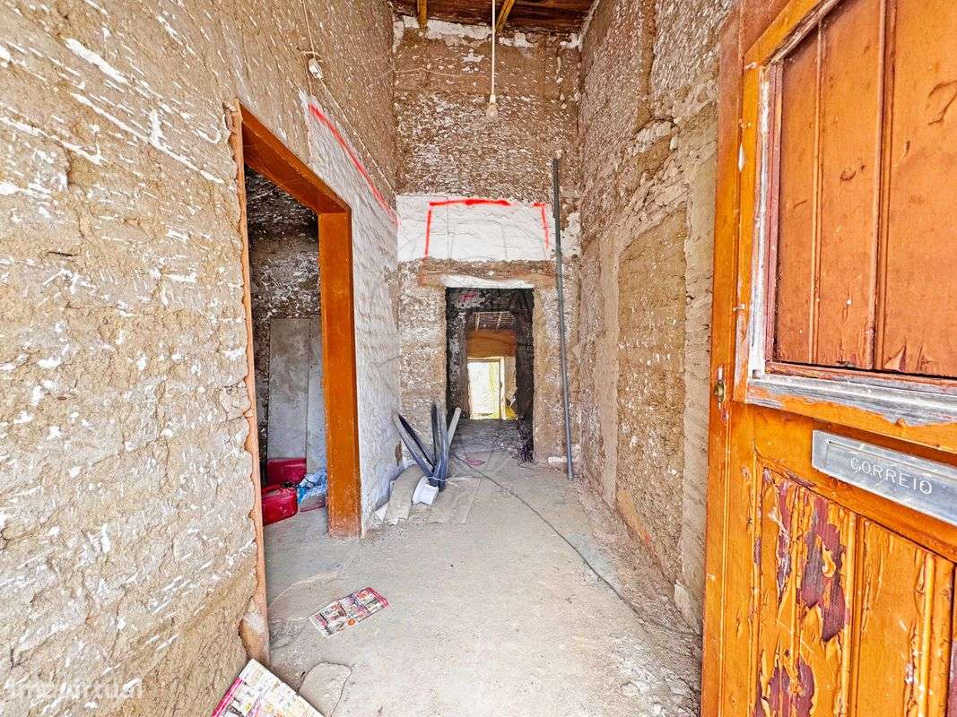 Moradia T2 para venda - Grande imagem: 3/26