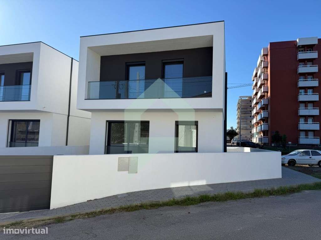 Moradia individual V3 em Barcelos - Grande imagem: 2/24