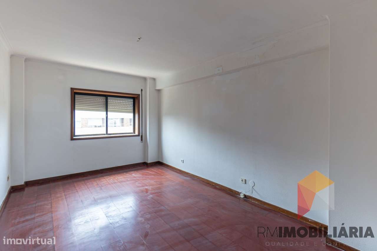 Apartamento T3 no centro de Matosinhos-36