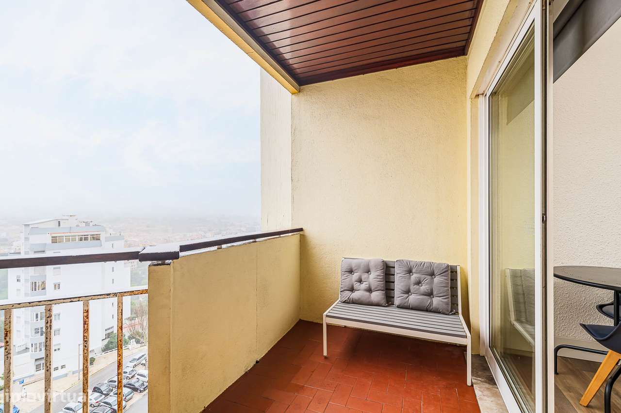 Estúdio T0 com licença AL - Cascais-15