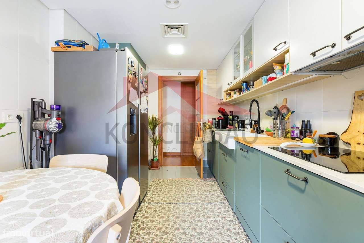 ** Excelente T3 Remodelado na Malvarosa com Garagem para 3 Viaturas...-8