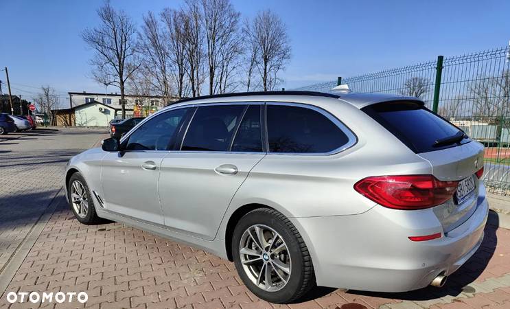 BMW Seria 5 520d - 7