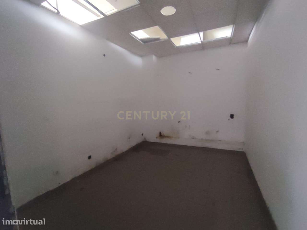 Oportunidade de Negócio - Espaço Comercial bem localizado - Grande imagem: 3/12