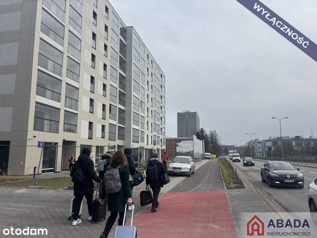 ostatni lokal, wielkie witryny od ulicy, 2xparking-8