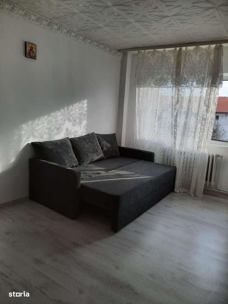 Inchiriez apartament 2 camere - Imagine principală: 1/7