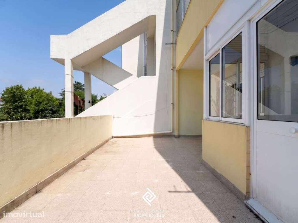 Apartamento T2+1 no Porto-18