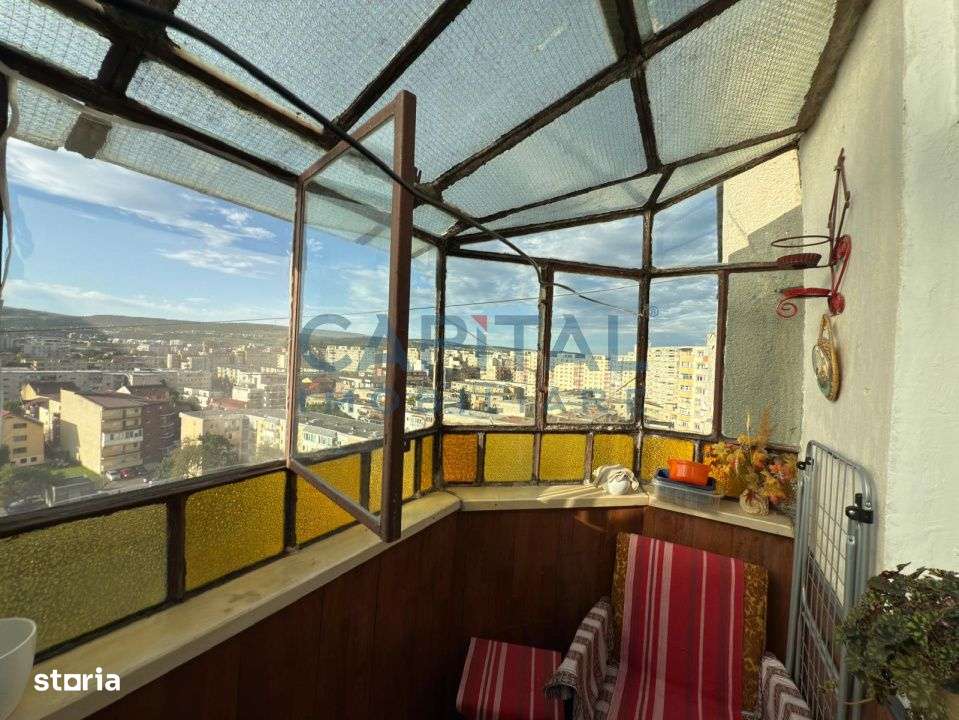 Apartament cu 3 camere decomandate, 21 Decembrie 1989, priveliste pano - Imagine principală: 5/10