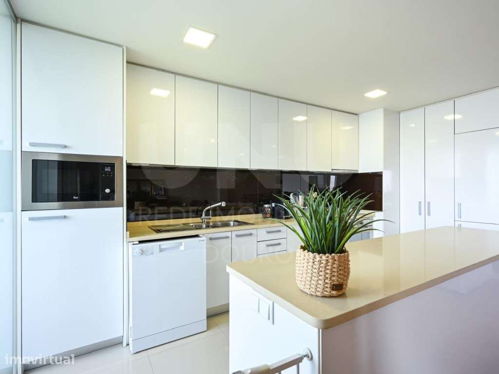APARTAMENTO T3 | CENTRO DE MATOSINHOS-8