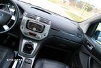 Ford Kuga 2.0 TDCi 2x4 Titanium - 32