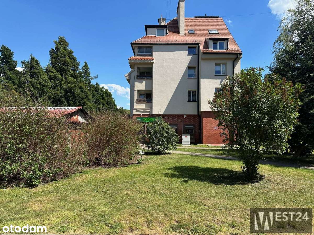 Przestronne mieszkanie - Doskonała Lokalizacja !-0