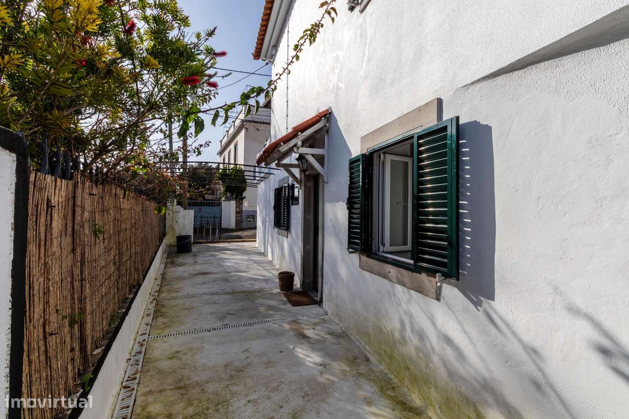 Apartamento T3+1 com Terraço e 3 Wcs em Galamares, Sintra-6