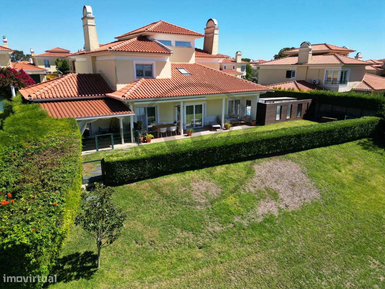 Moradia T5 Remodelada – Luxo no Resort Quinta da Penha Longa-44