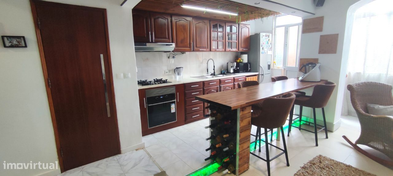 Apartamento T2 em Belas