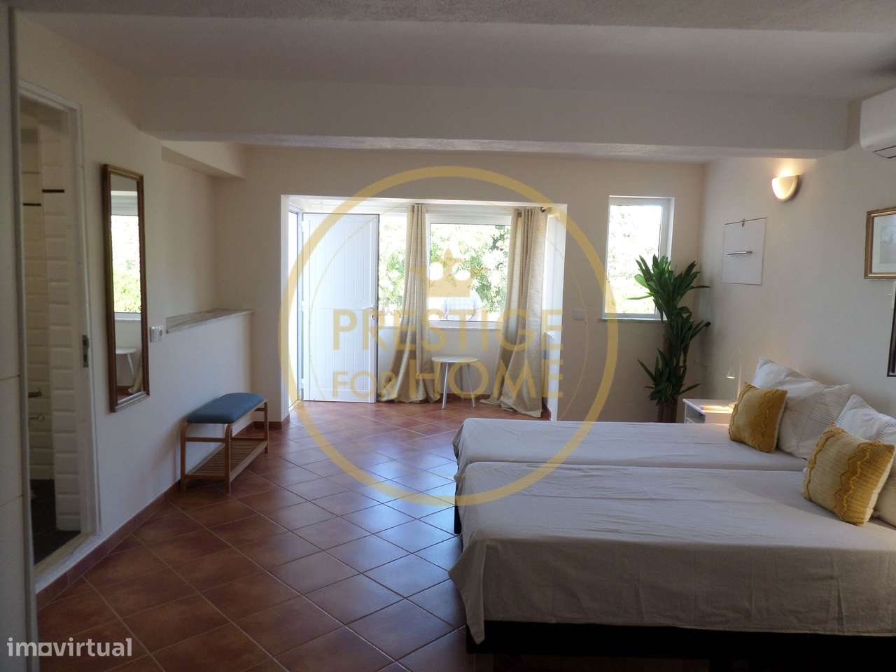 Moradia T3 com Vista Mar Panorâmica, Piscina e 5.000 m² de Terreno – S-22