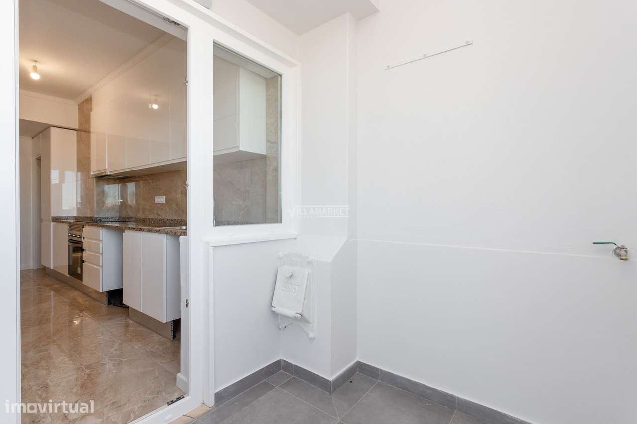 Apartamento T3 Renovado em Portimão-11